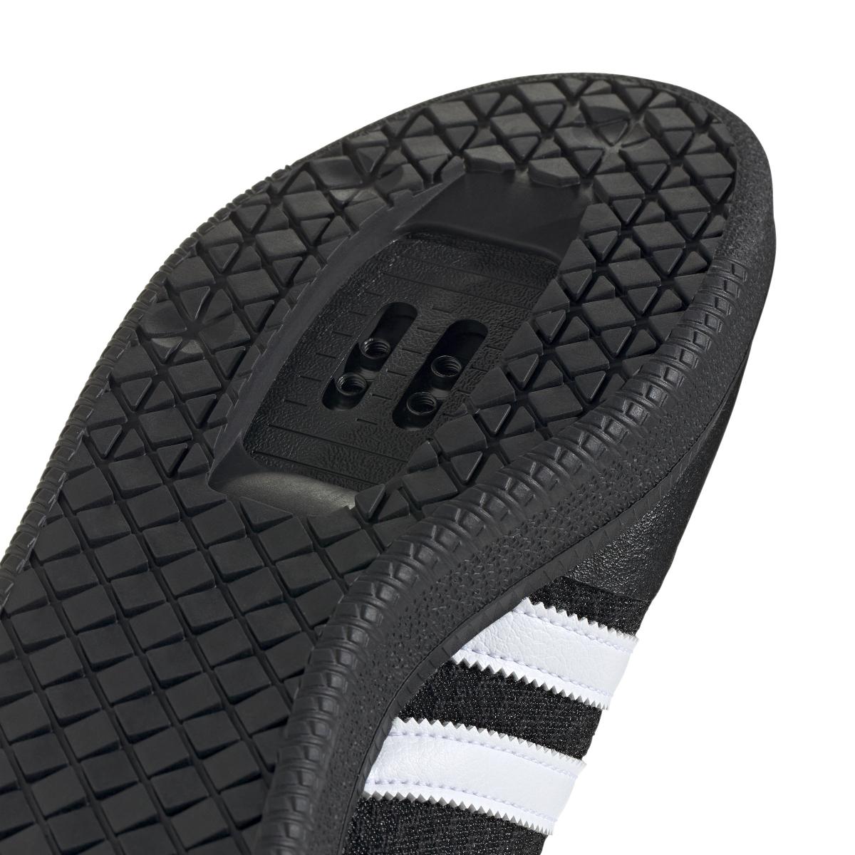 product/2/0/2025_08_adidas_ie3238_9_footwear_photography_detail_view_2_white.jpg