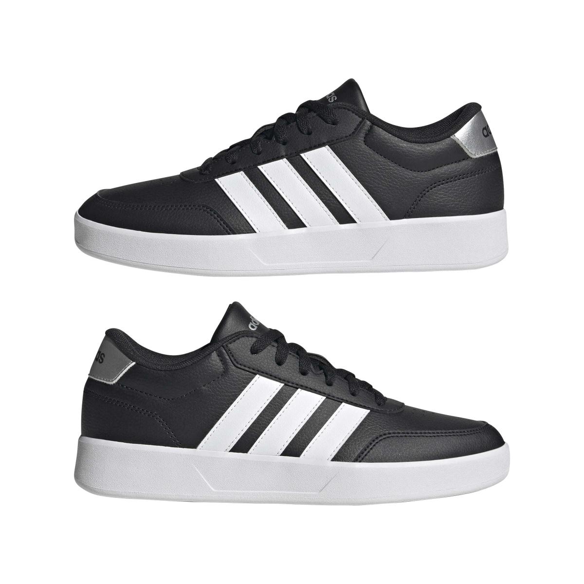 product/2/0/2025_adidas_jr3560_10_footwear_photography_mirrored_pair_view_white.jpg