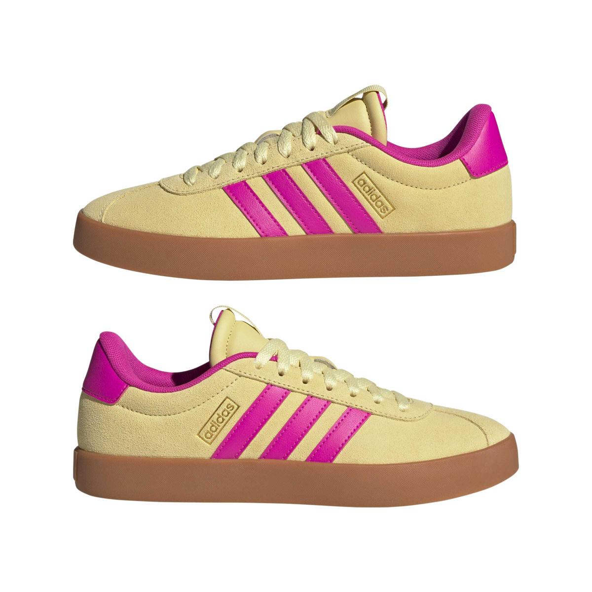 product/2/0/2025_adidas_jr8649_10_footwear_photography_mirrored_pair_view_white.jpg