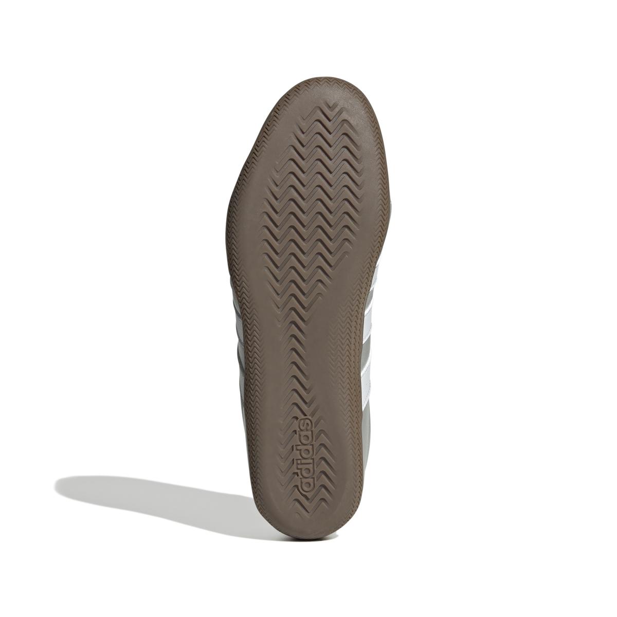 product/a/d/adidas-originals_jq9682_4_footwear_photography_bottom_view_white.jpg