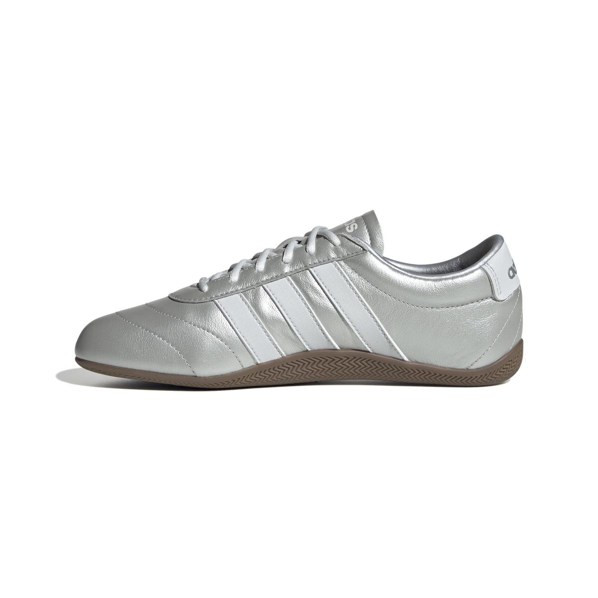 product/a/d/adidas-originals_jq9682_5_footwear_photography_side_medial_center_view_white.jpg