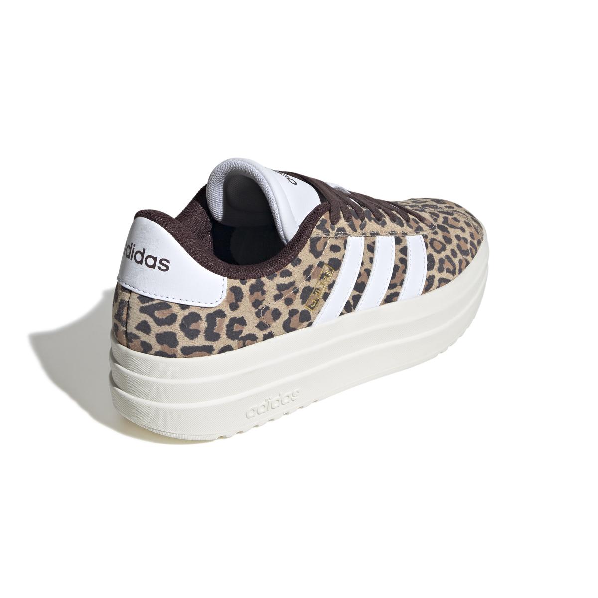 product/a/d/adidas-originals_js4376_7_footwear_photography_back_lateral_top_view_white.jpg