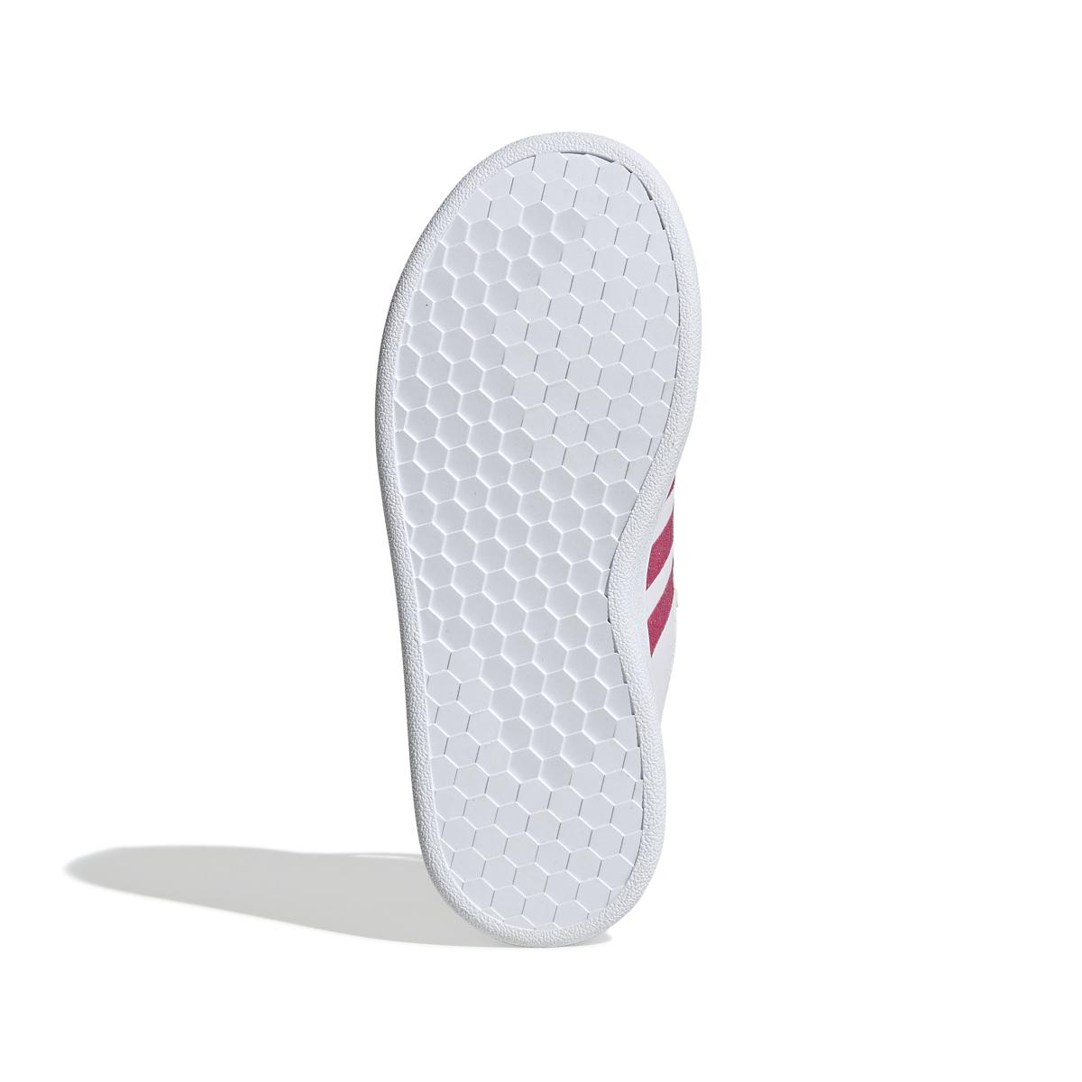 product/a/d/adidas_eg3811_4_footwear_photography_bottom_view_white_000.jpg