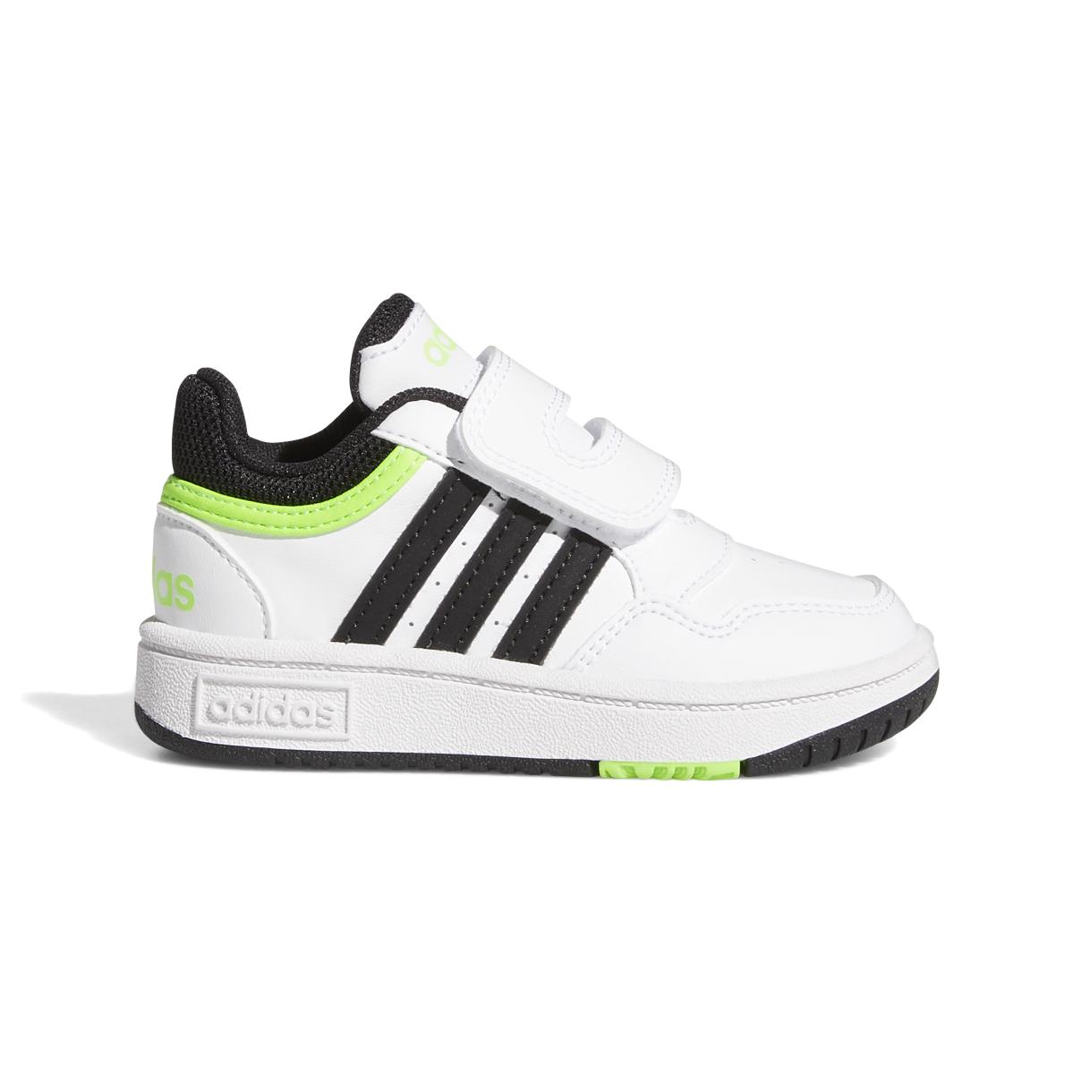 product/a/d/adidas_gw0441_1_footwear_photography_side_lateral_center_view_white.jpg