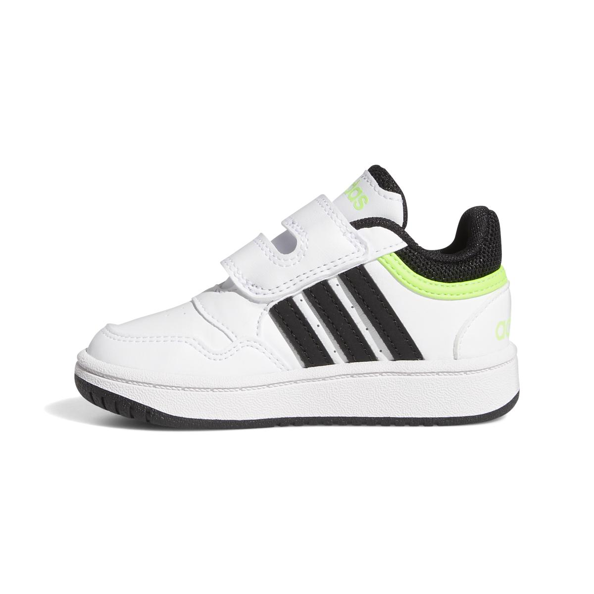 product/a/d/adidas_gw0441_5_footwear_photography_side_medial_center_view_white.jpg
