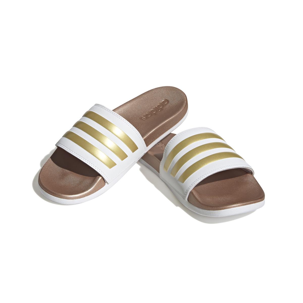 product/a/d/adidas_h03618_6_footwear_photography_front_lateral_top_view_white_000.jpg