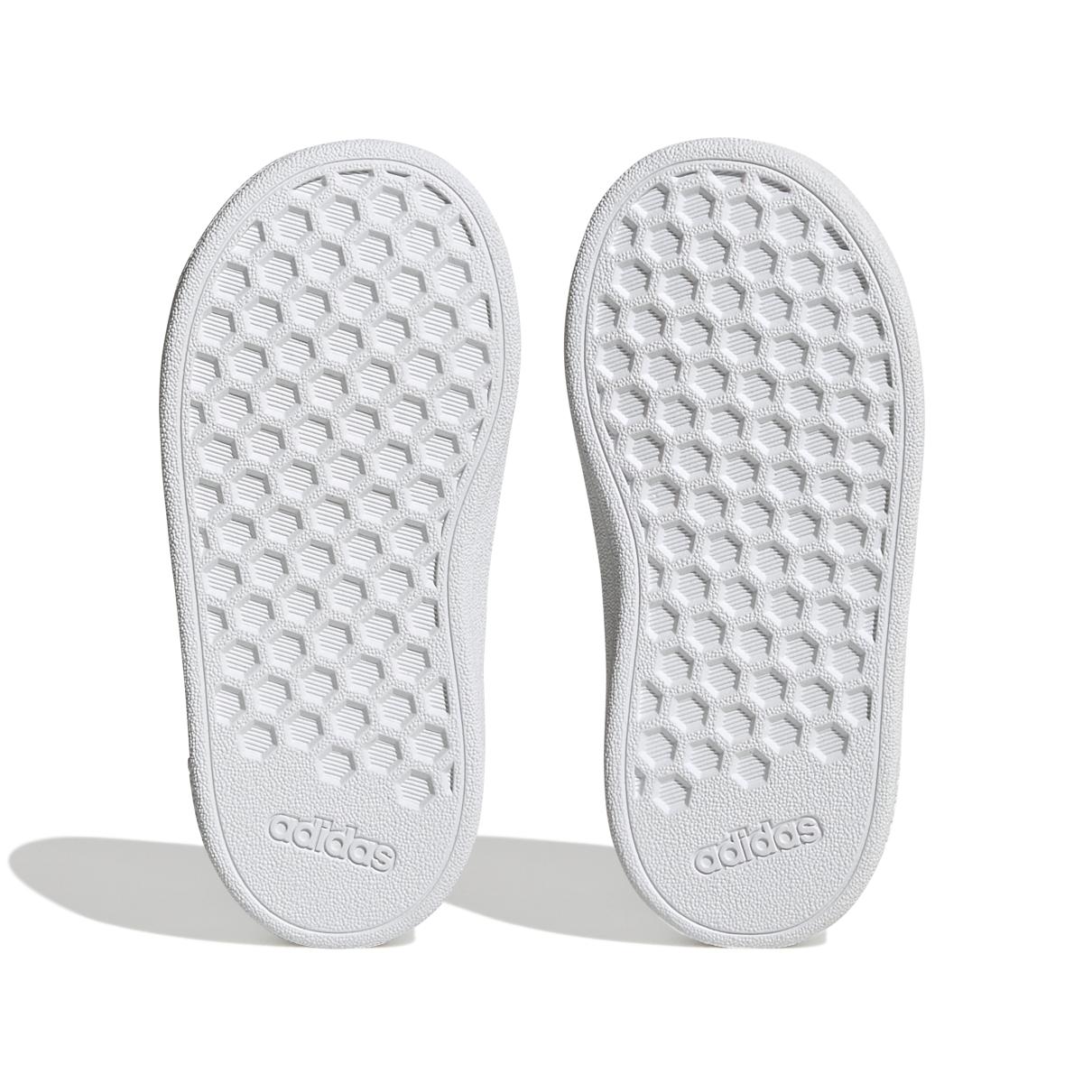 product/a/d/adidas_hp8919_4_footwear_photography_bottom_view_white.jpg