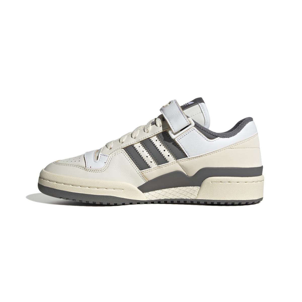 product/a/d/adidas_hq4374_5_footwear_photography_side_medial_center_view_white.jpg