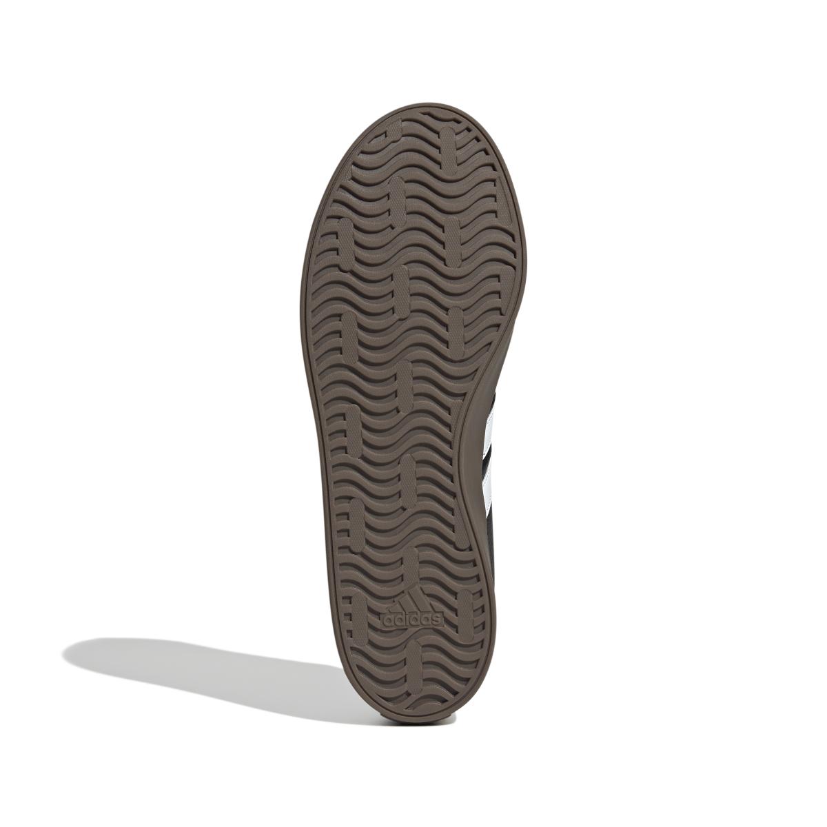 product/a/d/adidas_id6286_4_footwear_photography_bottom_view_white.jpg