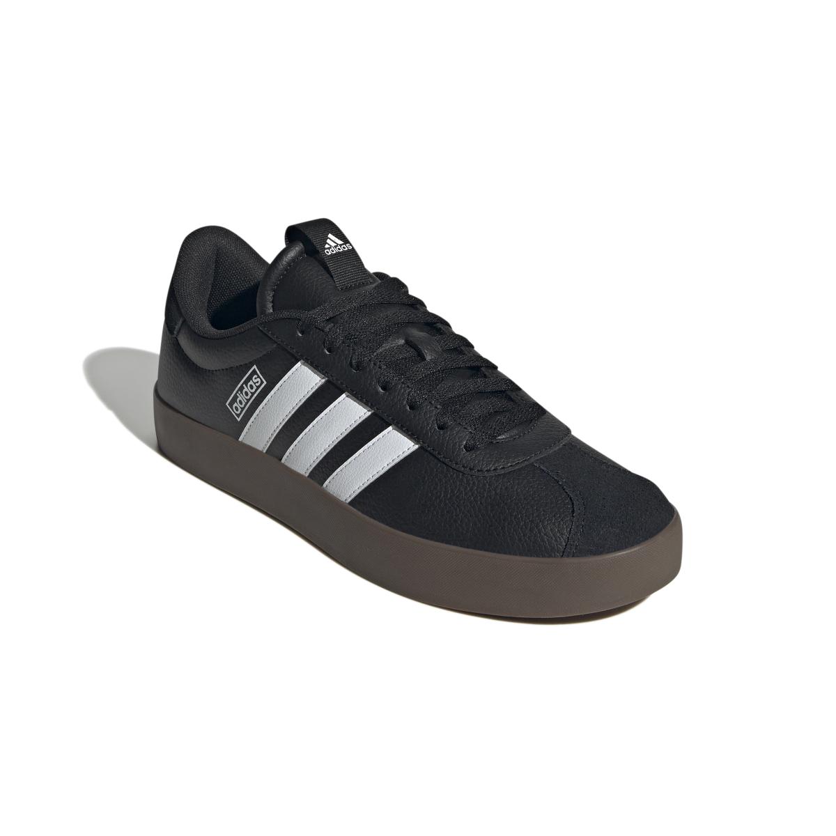 product/a/d/adidas_id6286_6_footwear_photography_front_lateral_top_view_white.jpg
