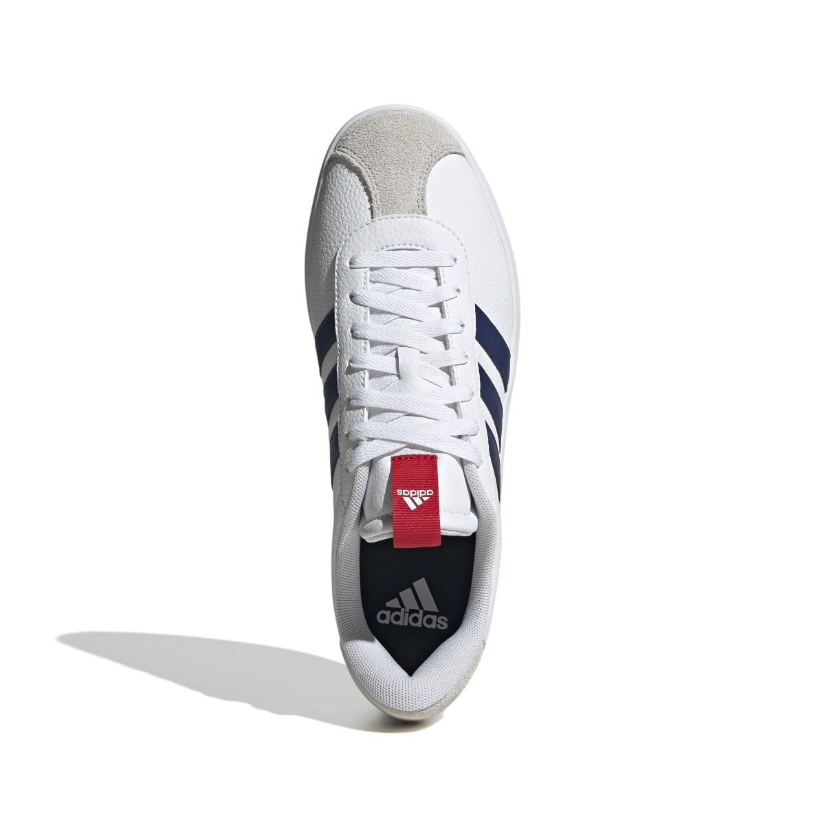 product/a/d/adidas_id6287_3_footwear_photography_top_portrait_view_white.jpg
