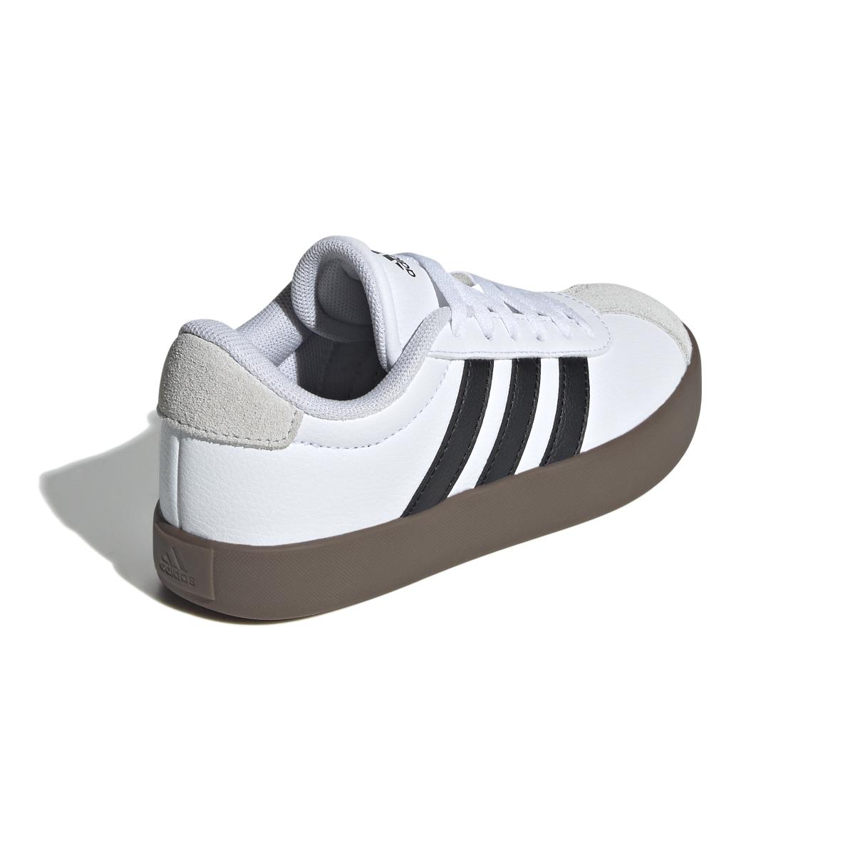 product/a/d/adidas_id9062_7_footwear_photography_back_lateral_top_view_white.jpg