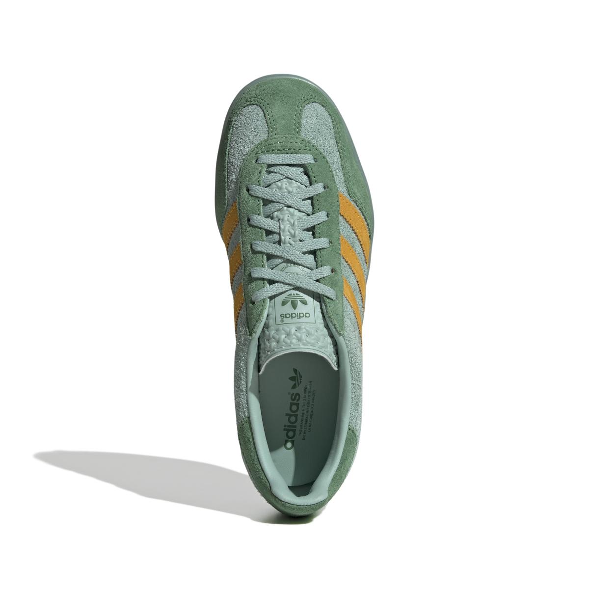 product/a/d/adidas_ig6783_3_footwear_photography_top_portrait_view_white.jpg