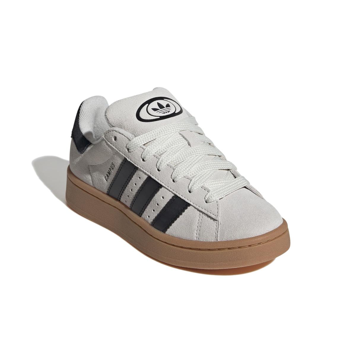 product/a/d/adidas_ig9158_6_footwear_photography_front_lateral_top_view_white.jpg