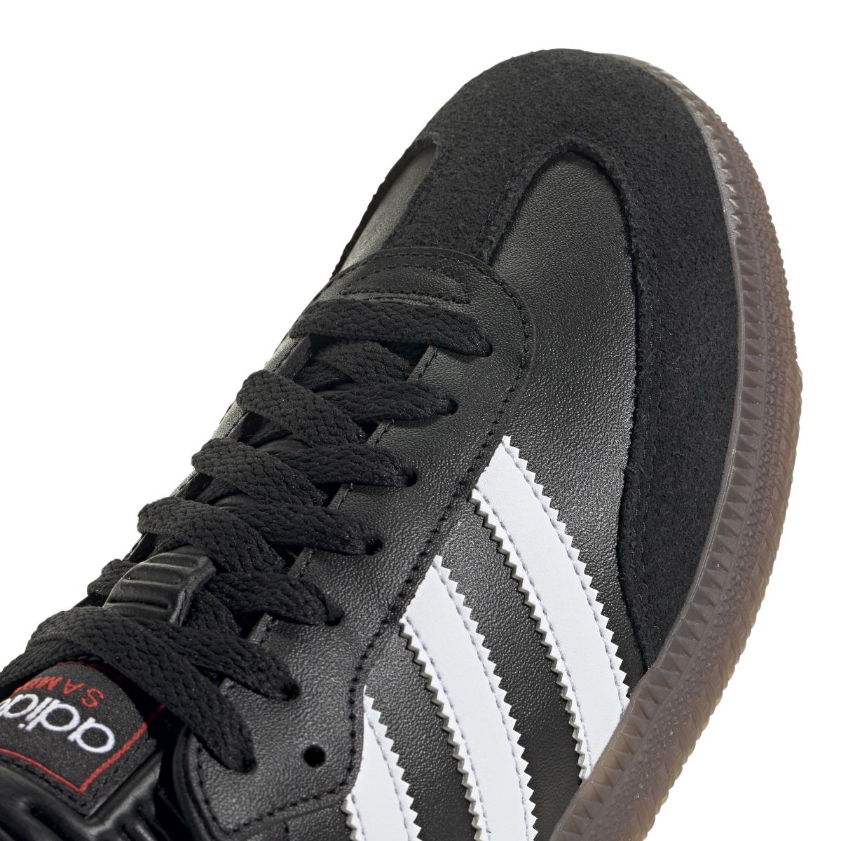 product/a/d/adidas_ih6000_7_footwear_photography_detail_view_1_white.jpg