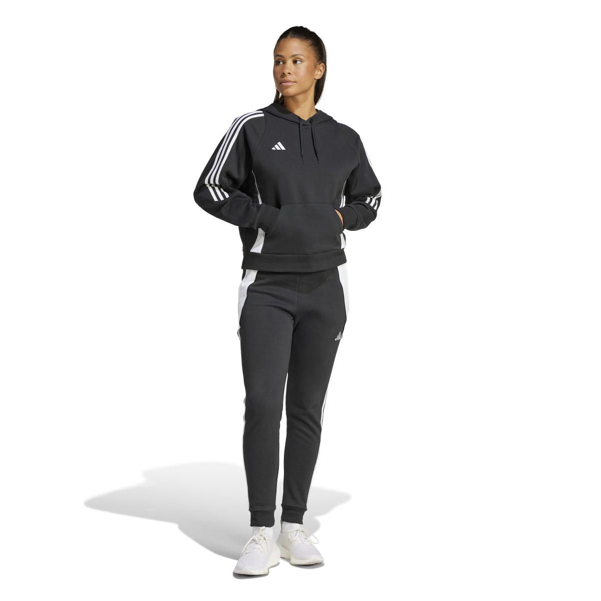 product/a/d/adidas_ij5607_7_apparel_on_model_standard_outfit_view_white.jpg