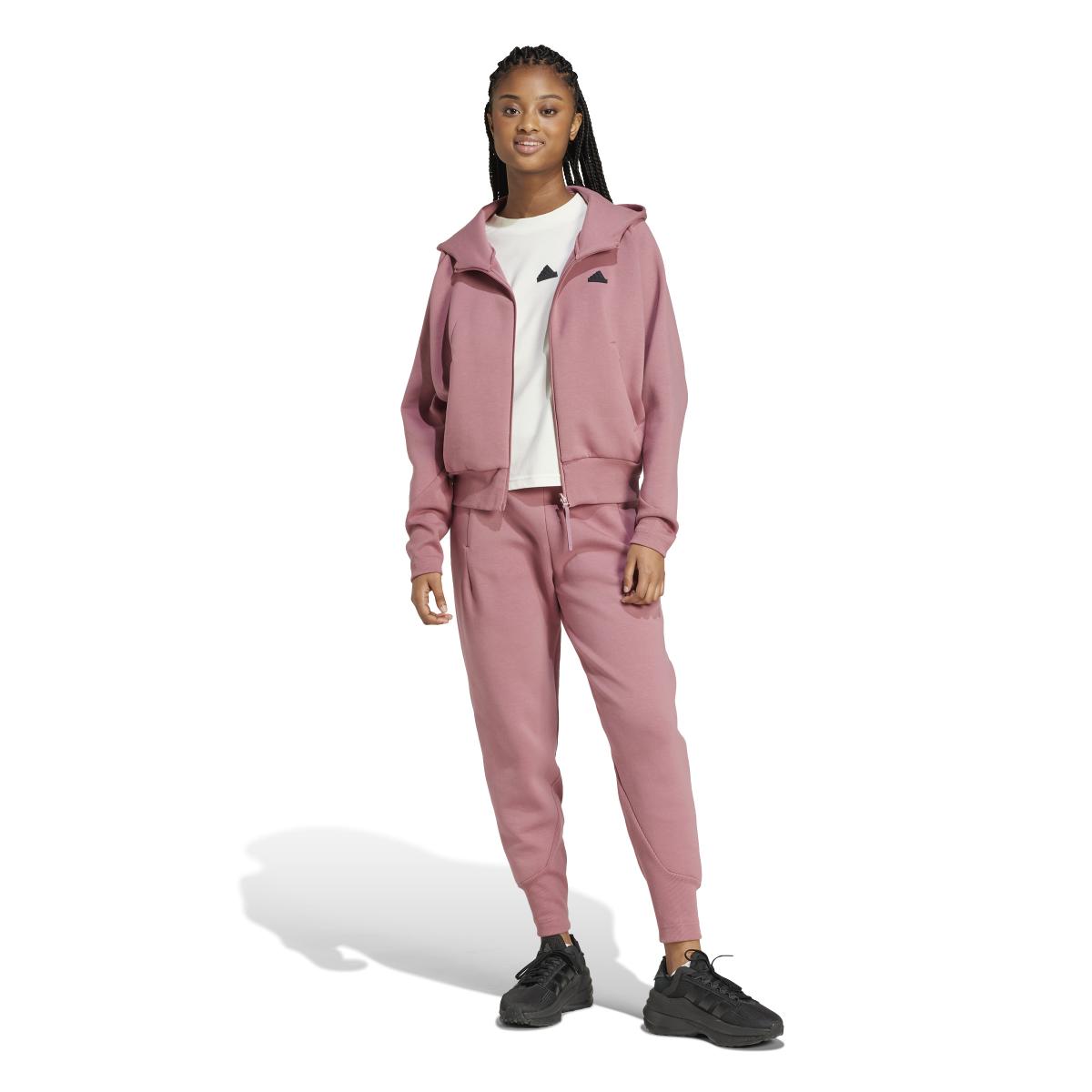 product/a/d/adidas_iw7749_7_apparel_on_model_standard_outfit_view_white.jpg
