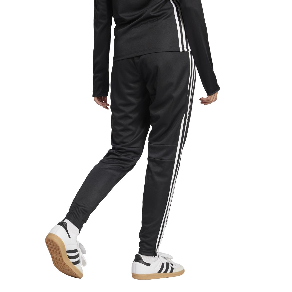 product/a/d/adidas_jd0569_black-white_5.jpg