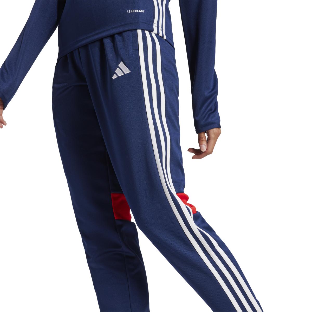 product/a/d/adidas_jd0570_navblu-red_6.jpg