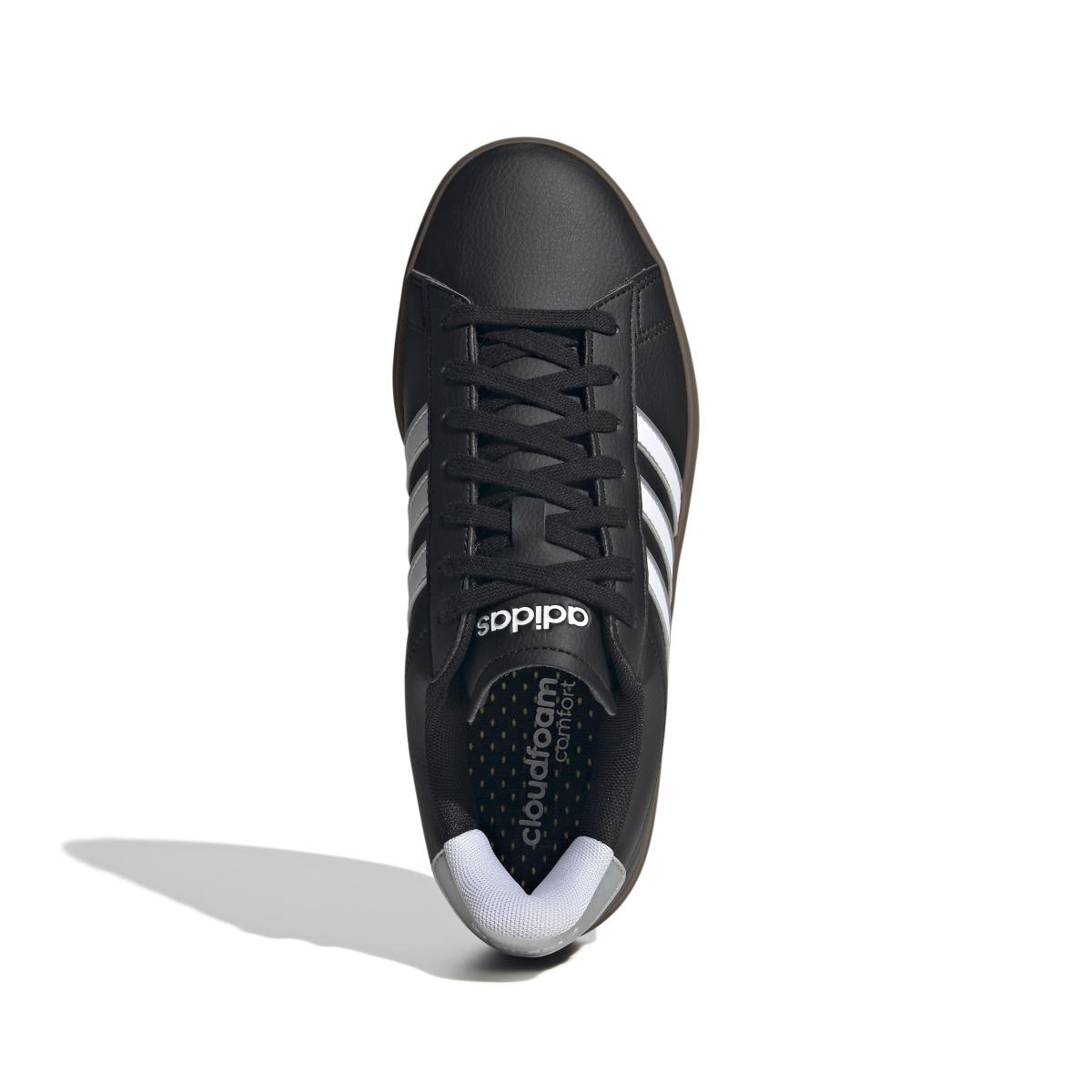 product/a/d/adidas_jh8677_3_footwear_photography_top_portrait_view_white-nw091625.jpg