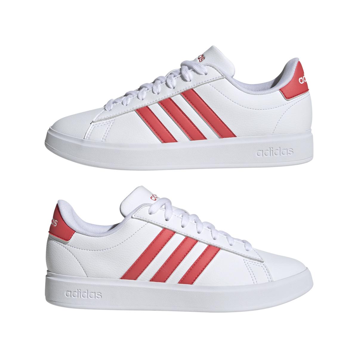product/a/d/adidas_jh9279_10_footwear_photography_mirrored_pair_view_white-nw091625.jpg