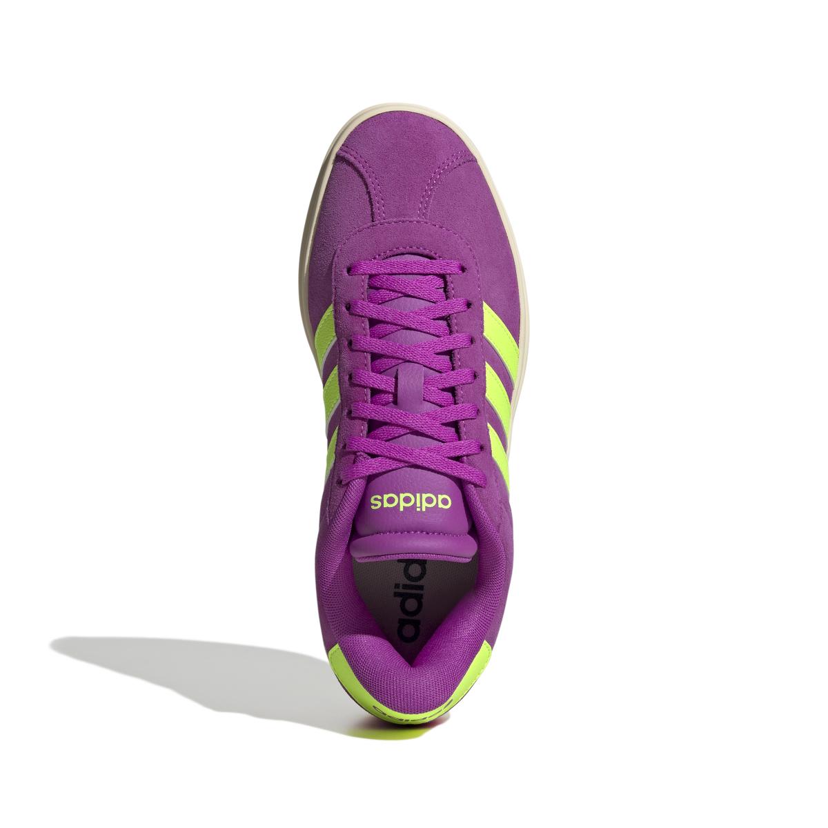 product/a/d/adidas_ji1785_3_footwear_photography_top_portrait_view_white.jpg