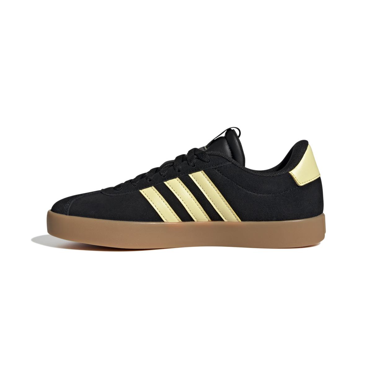 product/a/d/adidas_ji1948_5_footwear_photography_side_medial_center_view_white.jpg