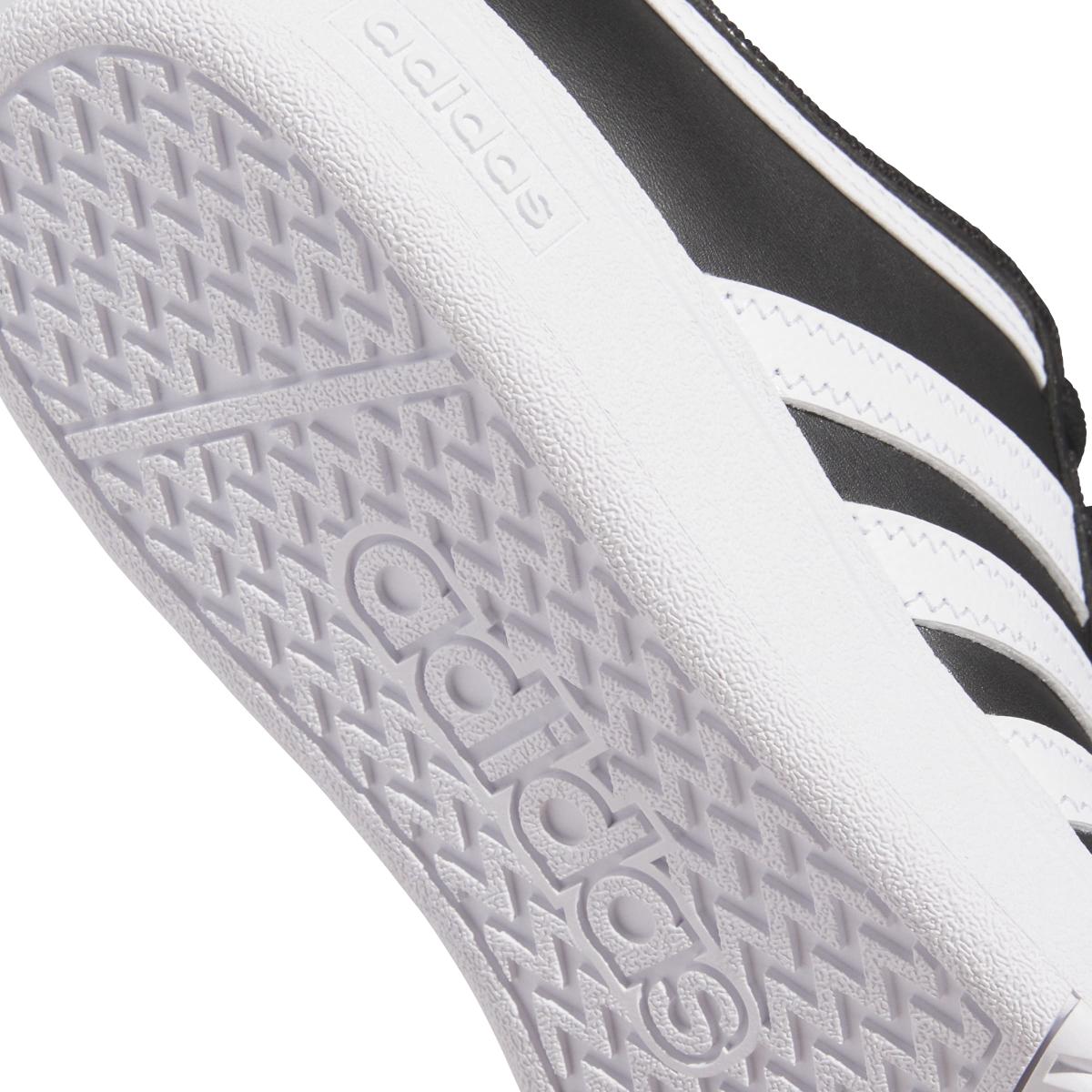 product/a/d/adidas_ji3460_9_footwear_photography_detail_view_2_white-nw091625.jpg
