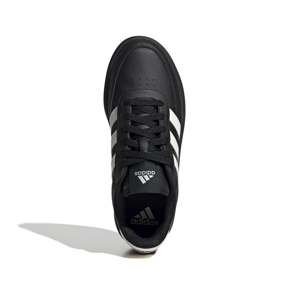 product/a/d/adidas_ji4859_3_footwear_photography_top_portrait_view_white-nw091625.jpg