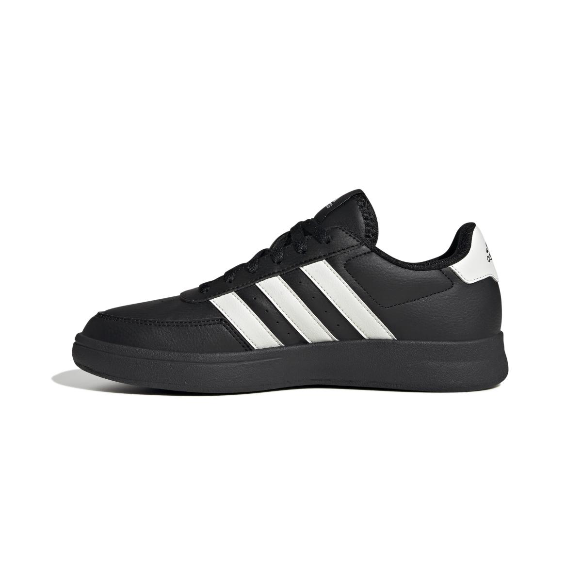 product/a/d/adidas_ji4859_5_footwear_photography_side_medial_center_view_white-nw091625.jpg