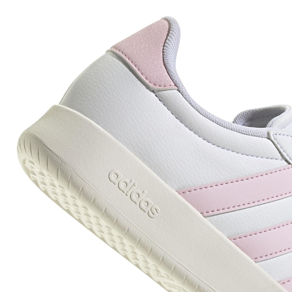 product/a/d/adidas_ji4904_9_footwear_photography_detail_view_2_white-nw091625.jpg
