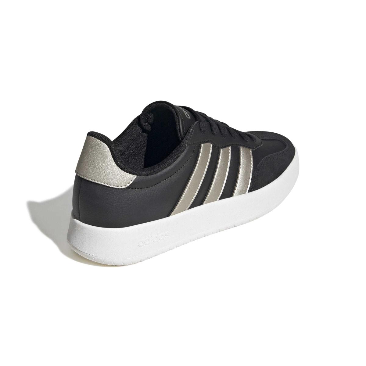 product/a/d/adidas_ji4906_7_footwear_photography_back_lateral_top_view_white-nw091625.jpg