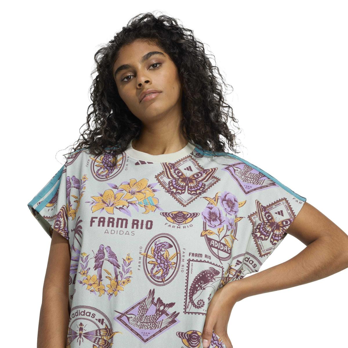 product/a/d/adidas_jl7003_5_apparel_on_model_detail_view_1_white.jpg