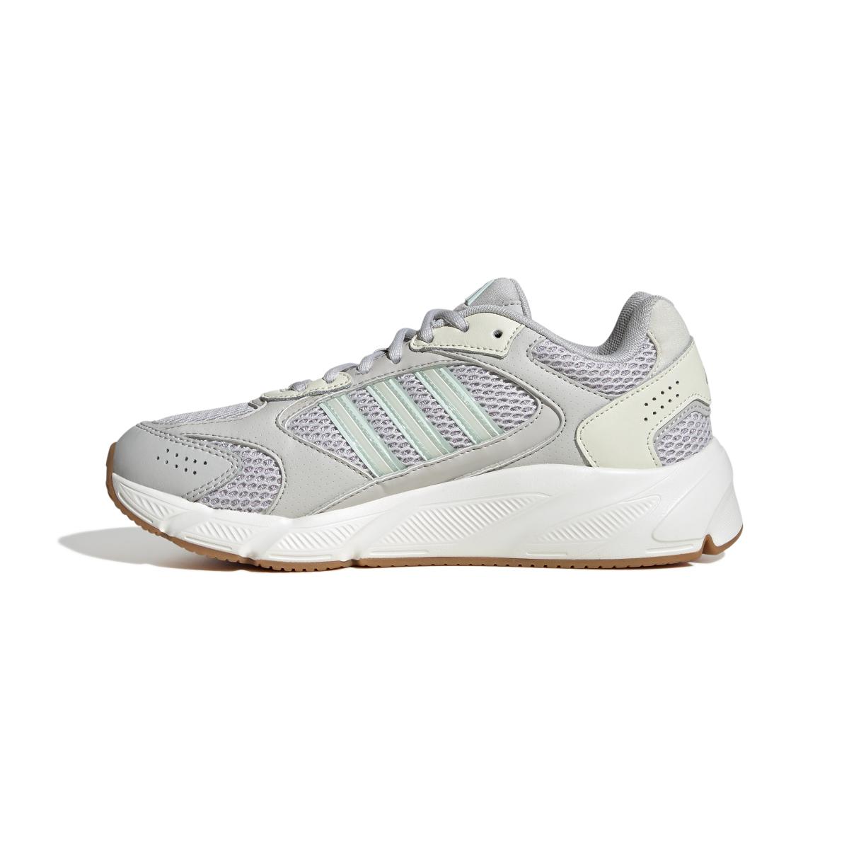 product/a/d/adidas_jp5581_5_footwear_photography_side_medial_center_view_white-nw091625.jpg