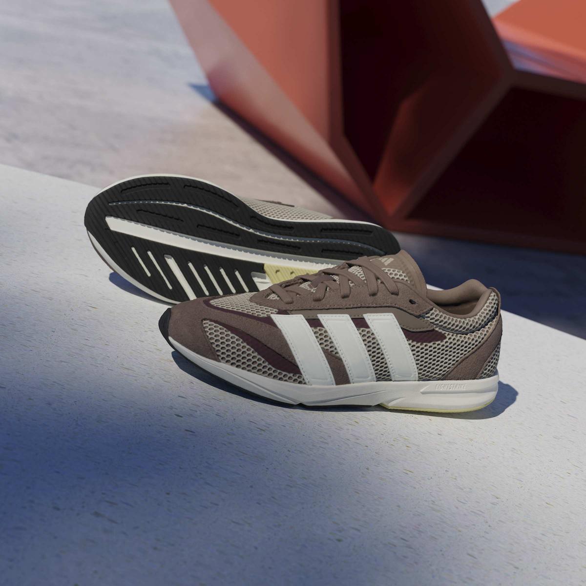 product/a/d/adidas_jp6183_17_footwear_photography_heromrktng_view_4-nw091625.jpg