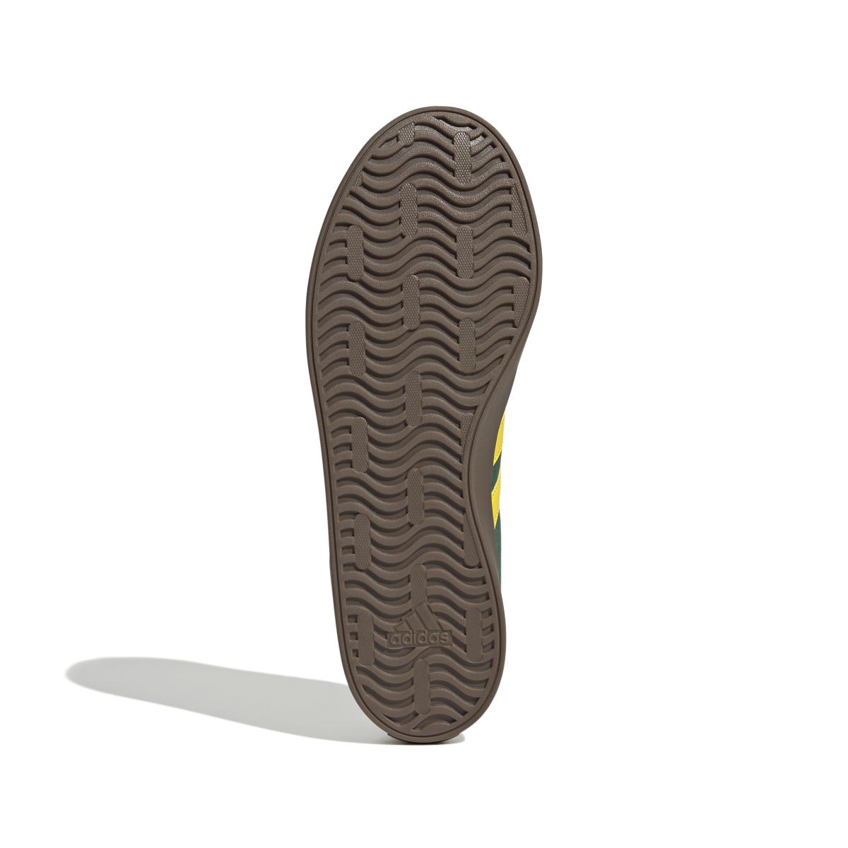 product/a/d/adidas_jp7535_4_footwear_photography_bottom_view_white-nw091625.jpg