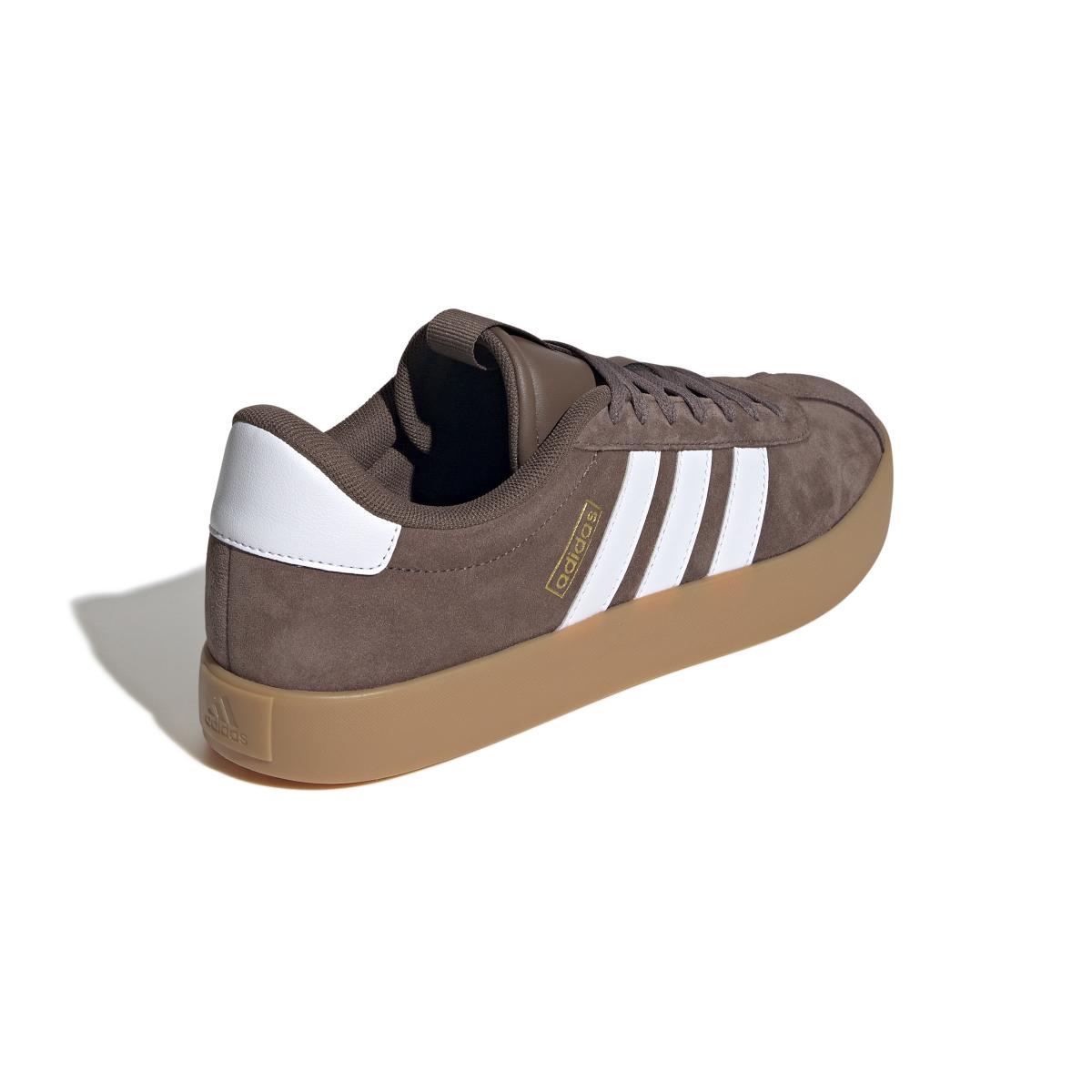 product/a/d/adidas_jp7536_7_footwear_photography_back_lateral_top_view_white.jpg