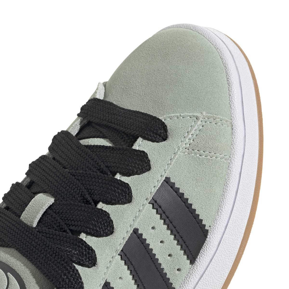 product/a/d/adidas_jq7413_9_footwear_photography_detail_view_2_white.jpg
