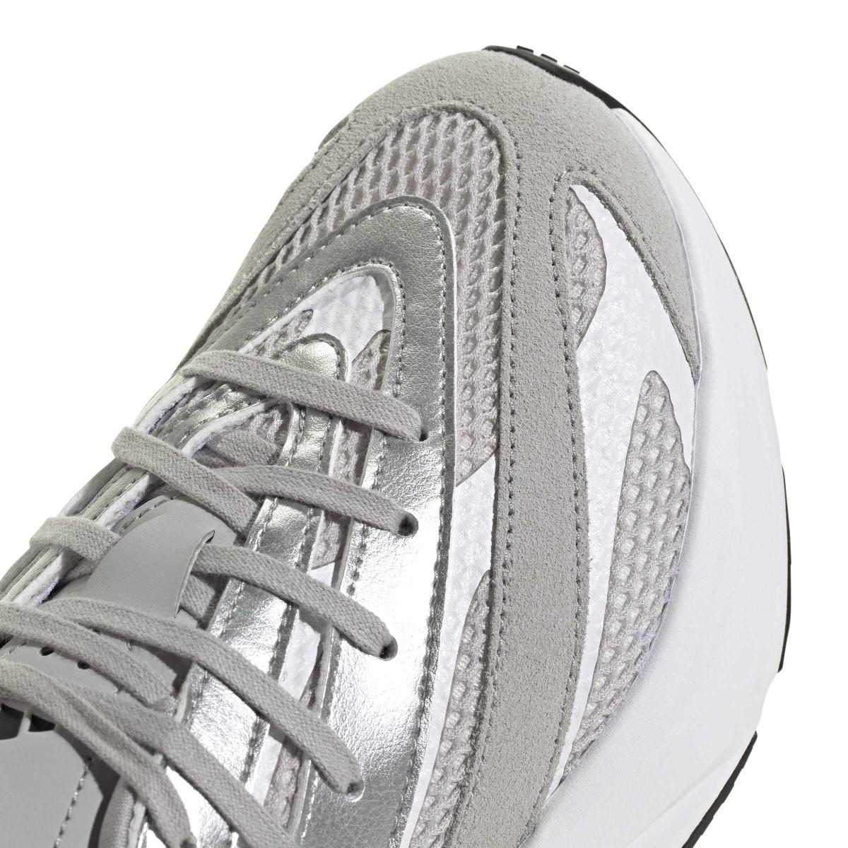 product/a/d/adidas_jq9525_8_footwear_photography_detail_view_1_white-nw091625.jpg