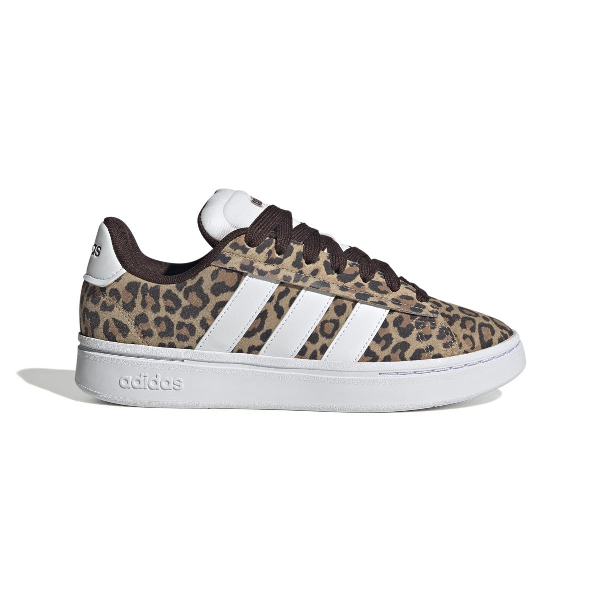 product/a/d/adidas_jr2269_1_footwear_photography_side_lateral_center_view_white-nw091625.jpg