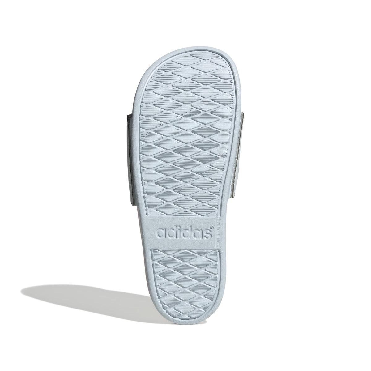 product/a/d/adidas_js3617_4_footwear_photography_bottom_view_white-nw091725.jpg
