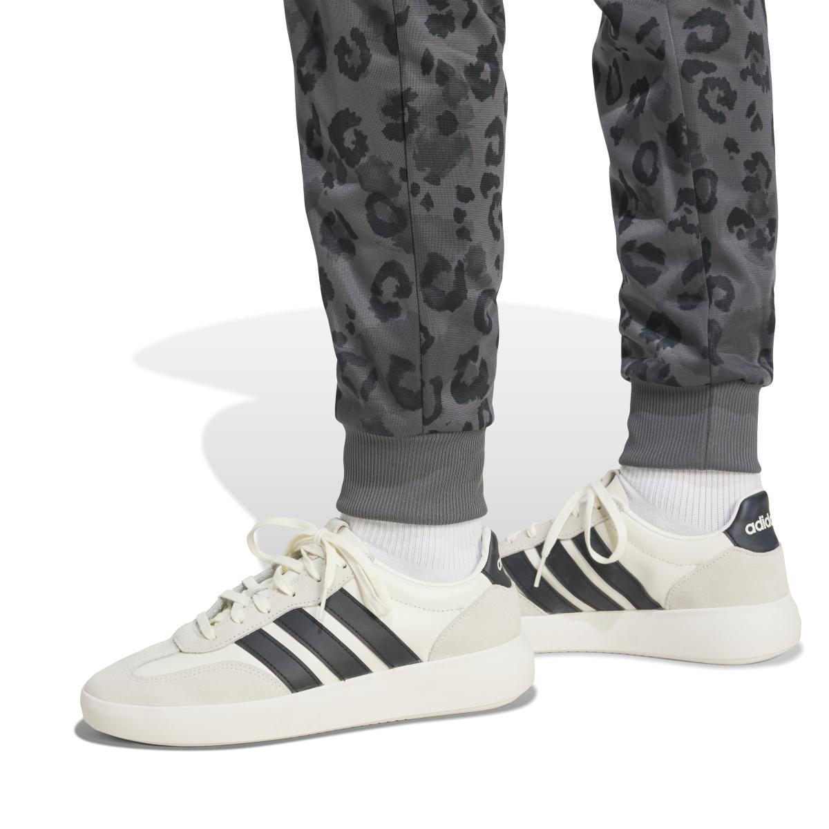 product/a/d/adidas_jy2687_8_apparel_on_model_detail_view_2_white.jpg