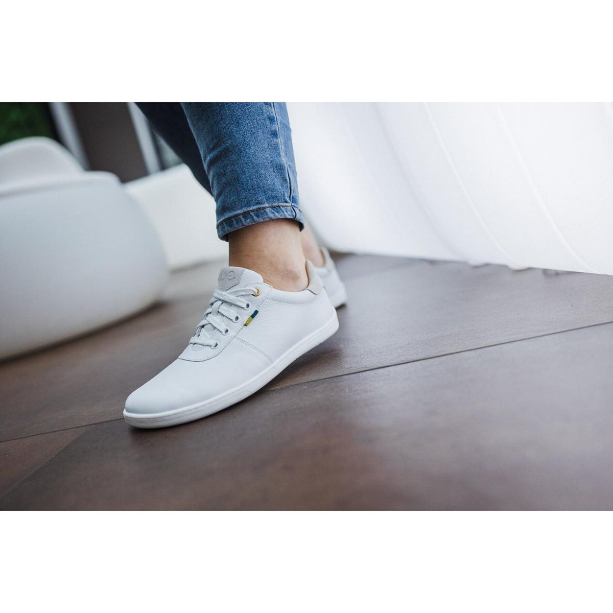 product/b/a/barebarics_50490030_3.jpg