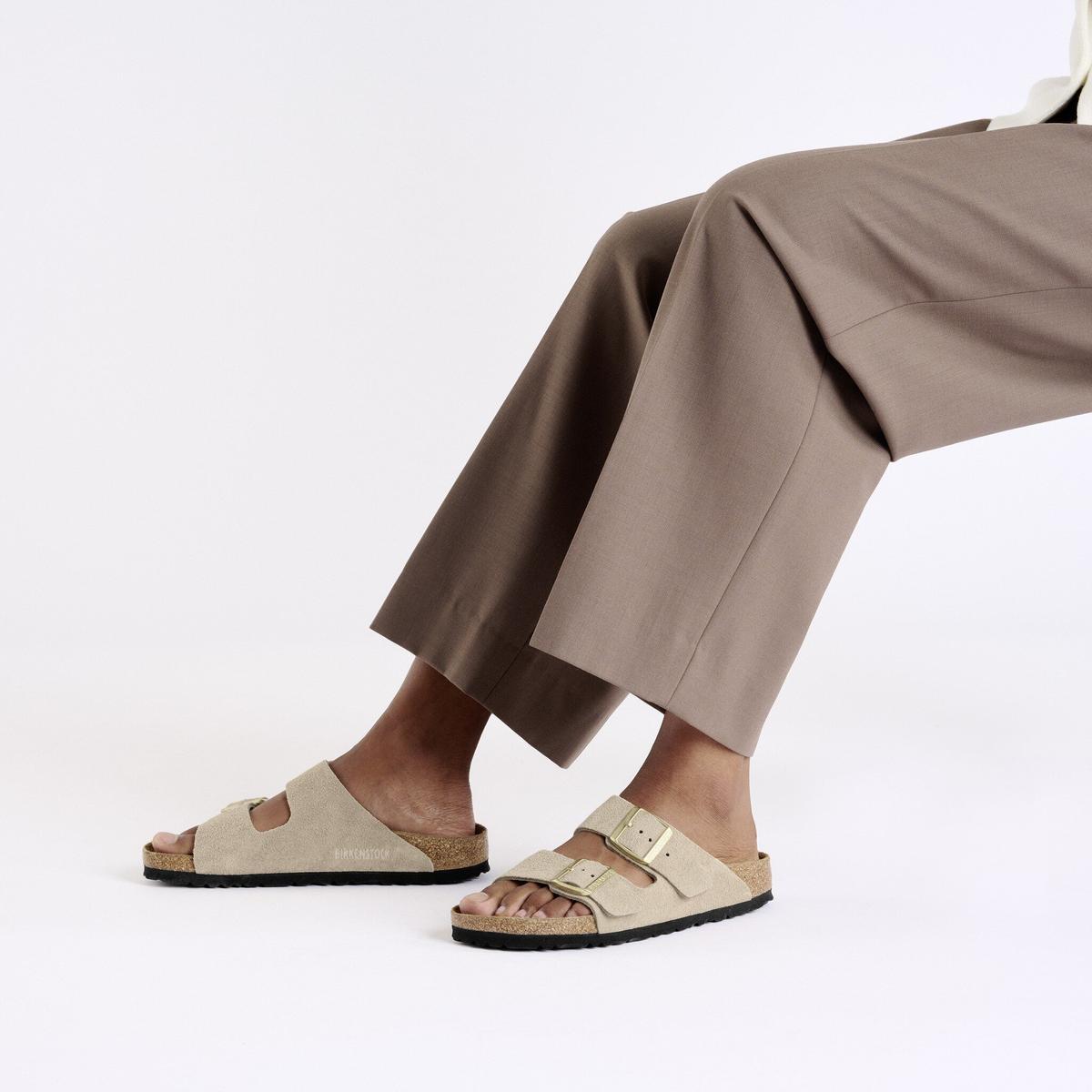 product/b/i/birkenstock_1029242_sandcastle_6.jpg