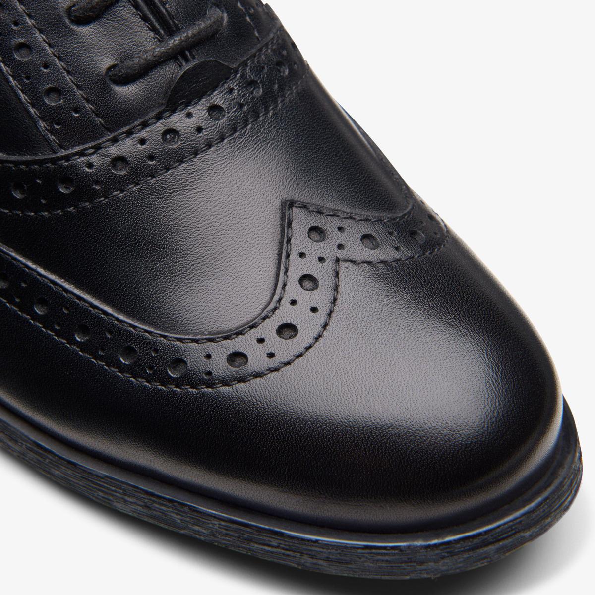 product/c/l/clarks_26178709_noir_7.jpg