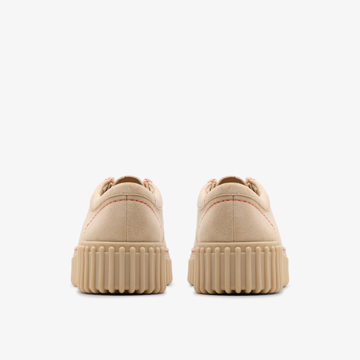 product/c/l/clarks_26181191_ecru-suede_5.jpg