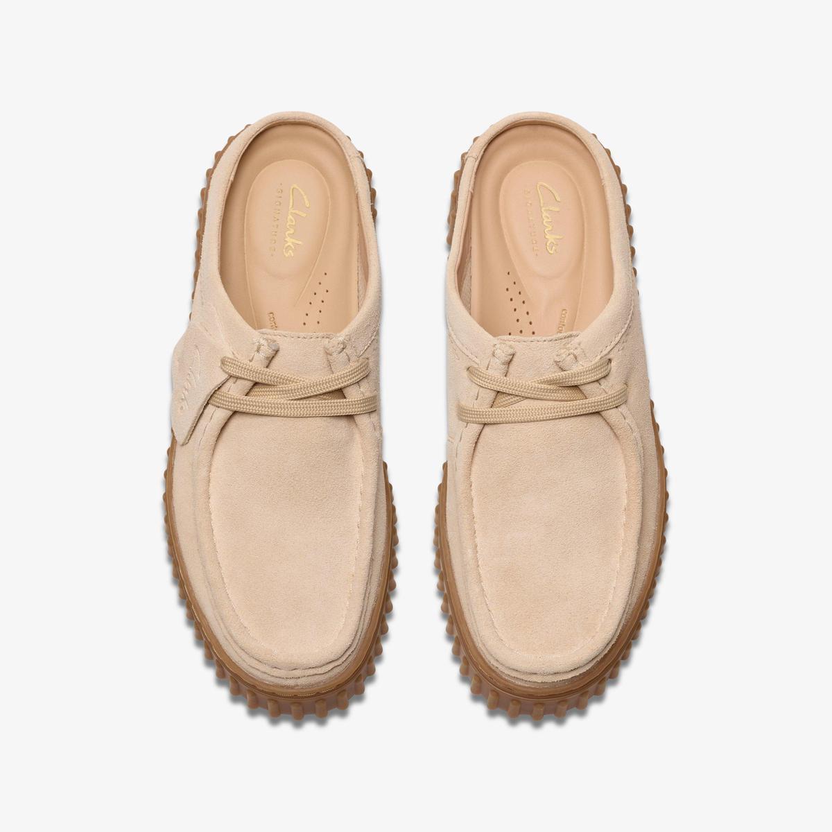product/c/l/clarks_26181197_ecru-suede_6.jpg