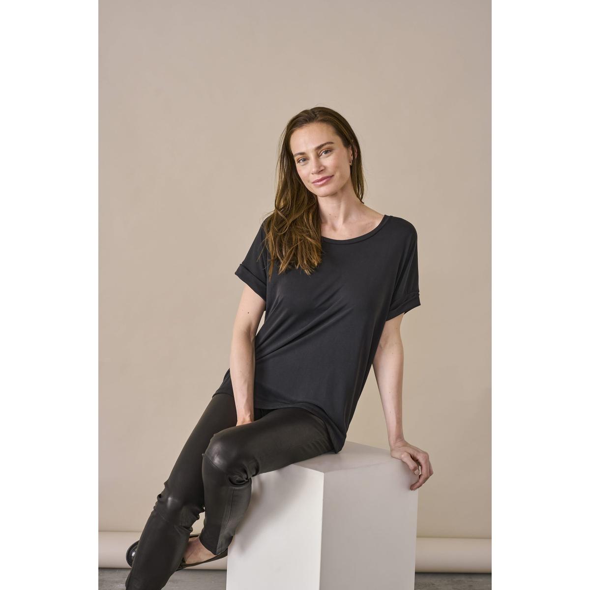 product/c/u/culture_50103468-5100199_black-wash_4.jpg