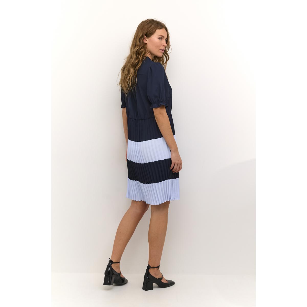 product/c/u/culture_50110533-105723_4.jpg