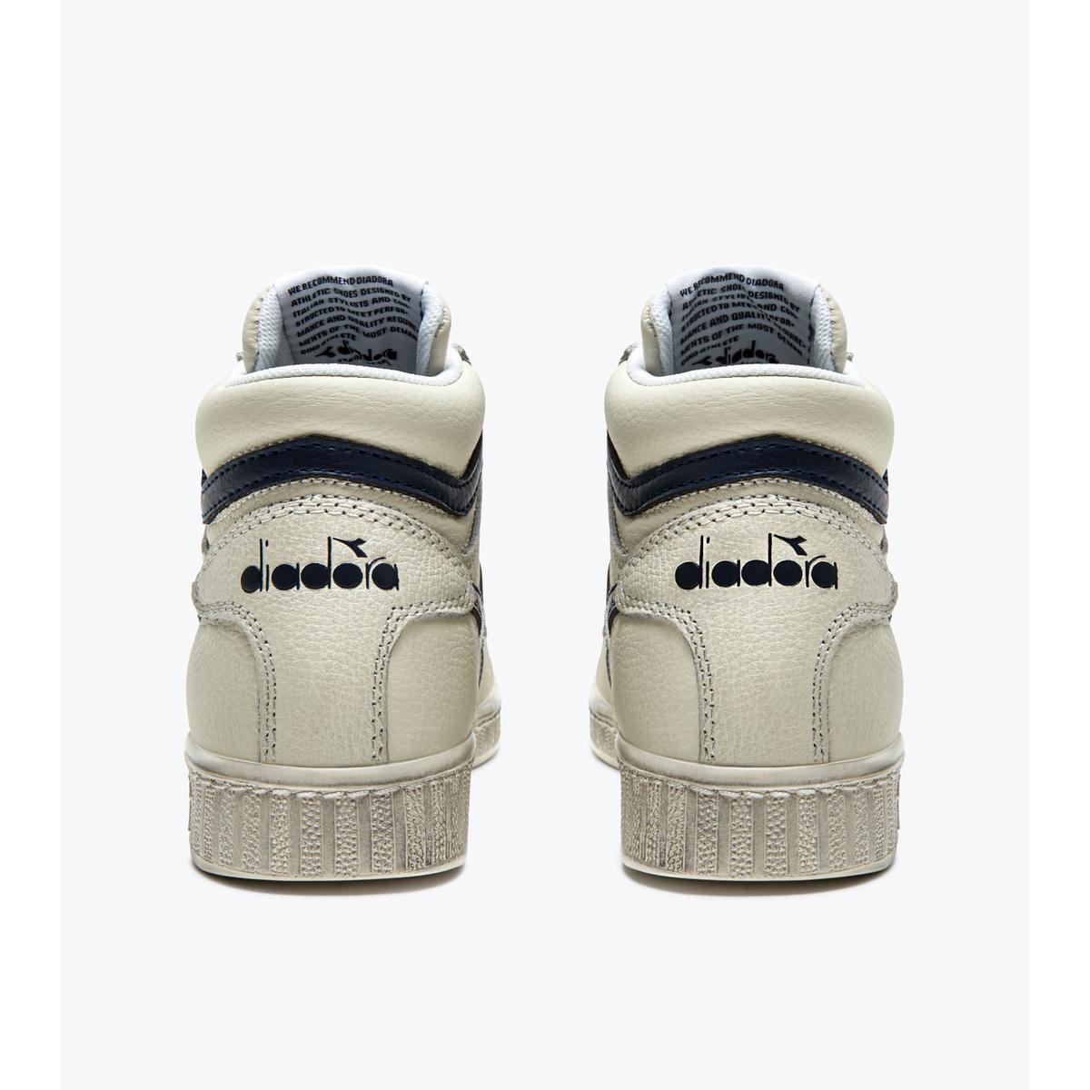 product/d/i/diadora_501.178300-c5262_2.jpg
